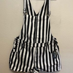 Striped overall shorts